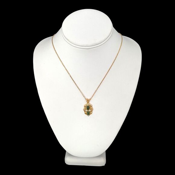 Vintage Pendant Necklace Jade Clear Crystals Gold Tone 7V - Picture 2 of 6